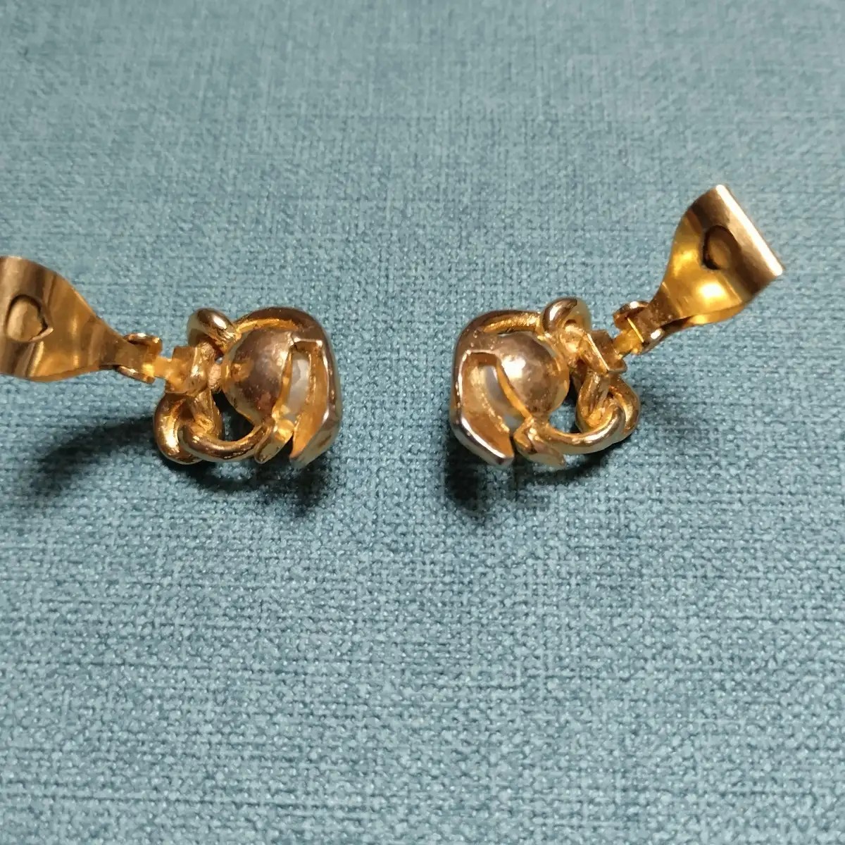Boucles d'oreilles vintage à clypse